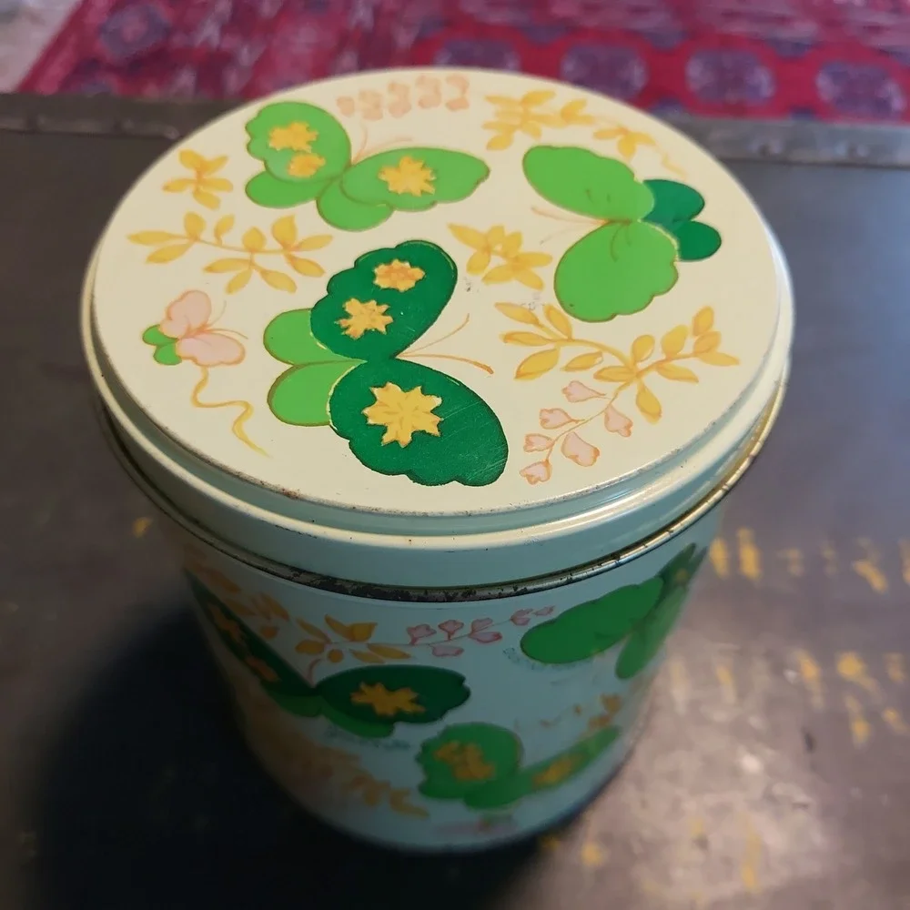 Vintage Jean Nate Butterfly Dusting Powder Tin Charles of the Ritz 5x4 Retro 70s